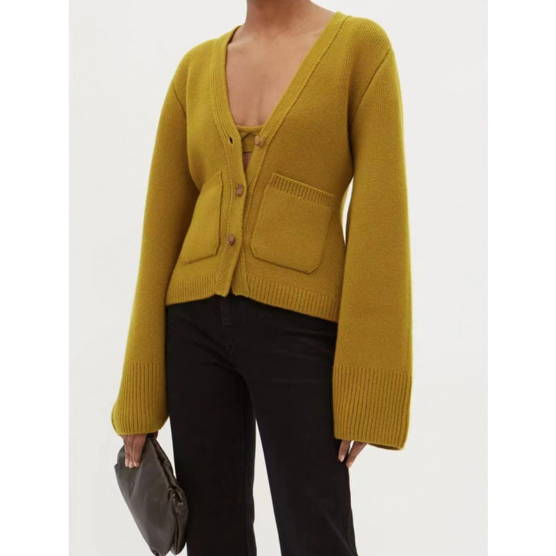 DEEP V-NECK CARDIGAN(🔥Buy 2 Automatic 10% Off & Free Shipping🔥)