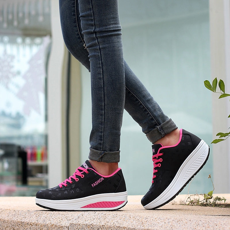 Women's Casual Fashion Breathable Thick Sole Sneakers